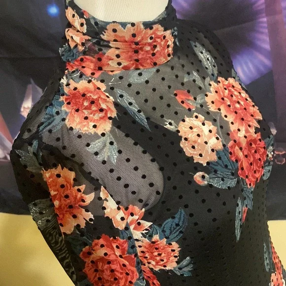 Planet gold sheer floral mid length dress size small - Picture 5 of 6